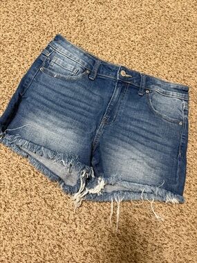Zenana Outfitters Distressed Medium Blue Denim Cutoff Shorts
